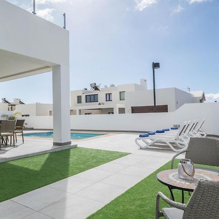 Casa Dubh Linn Playa Blanca  Exteriör bild