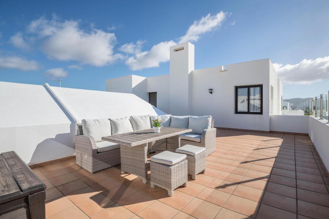 Casa Dubh Linn Playa Blanca  Exteriör bild