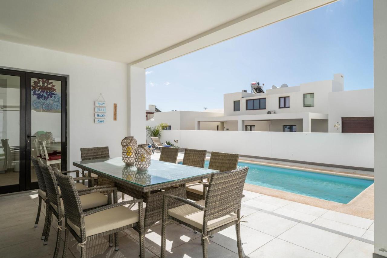 Casa Dubh Linn Playa Blanca  Exteriör bild