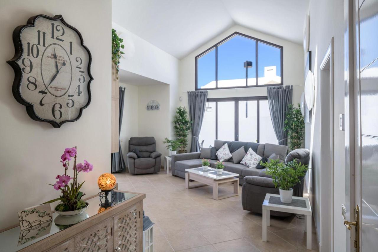 Casa Dubh Linn Playa Blanca  Exteriör bild