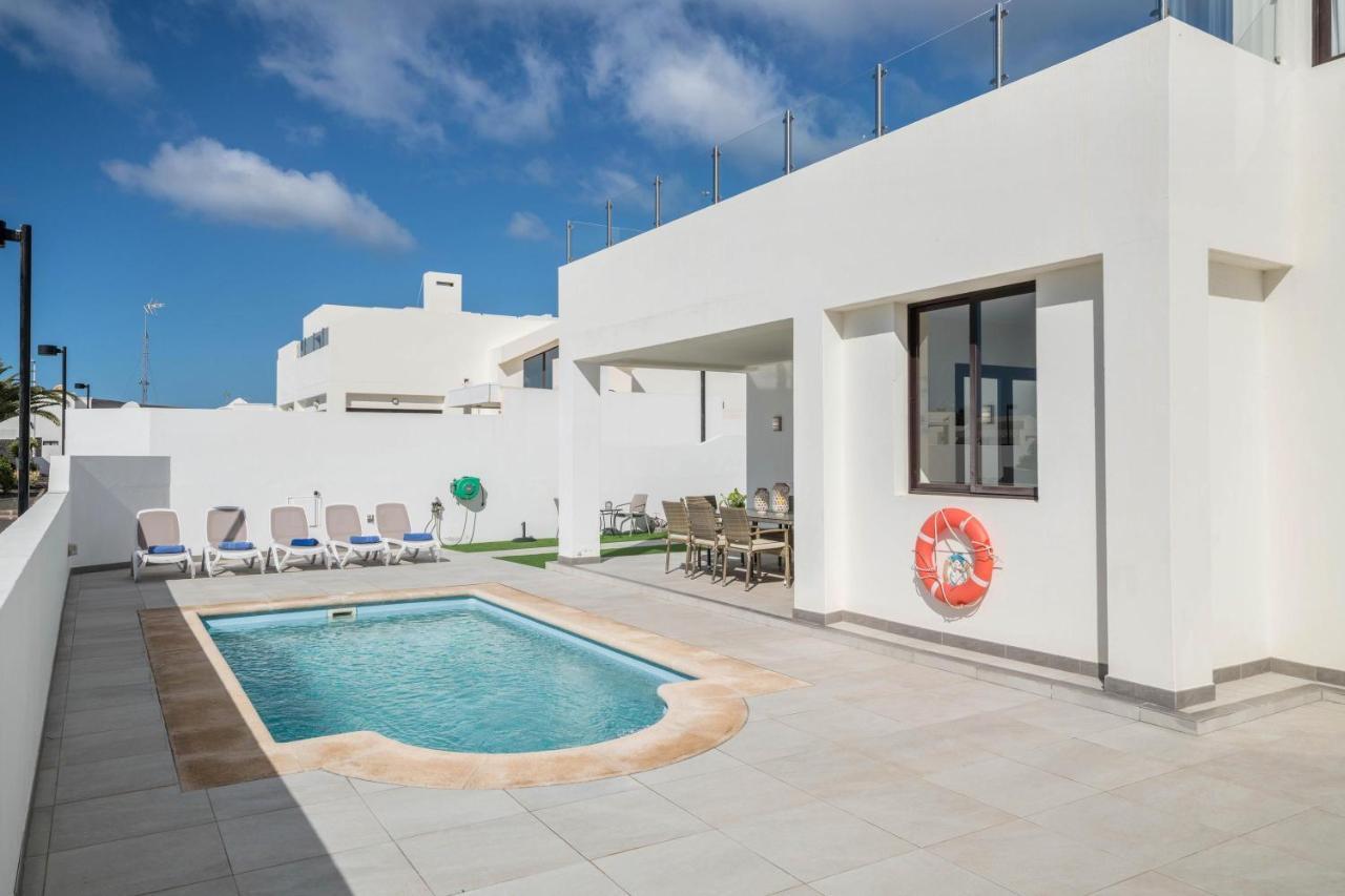 Casa Dubh Linn Playa Blanca  Exteriör bild