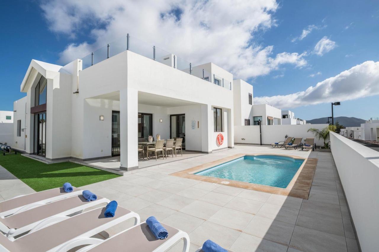 Casa Dubh Linn Playa Blanca  Exteriör bild